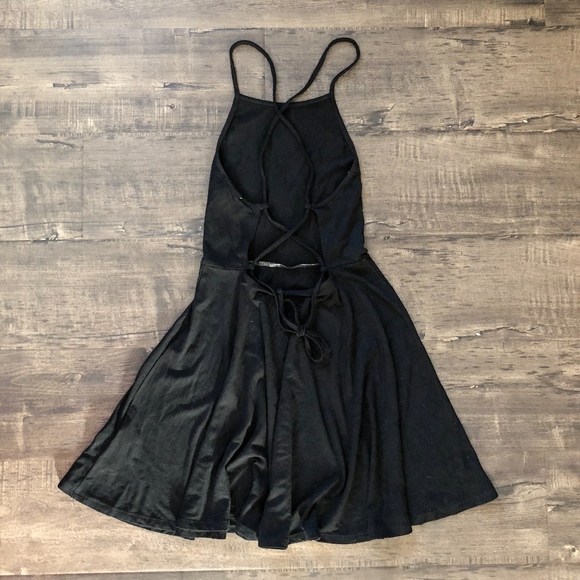Forever 21 Criss Cross Back Skater Dress - Picture 2 of 3